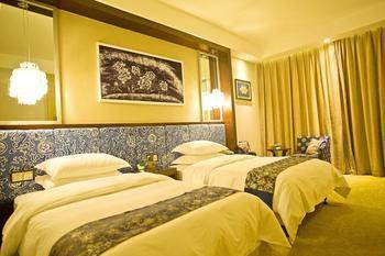 Miaozu Buyi Hotel Feng-chuang Exteriér fotografie